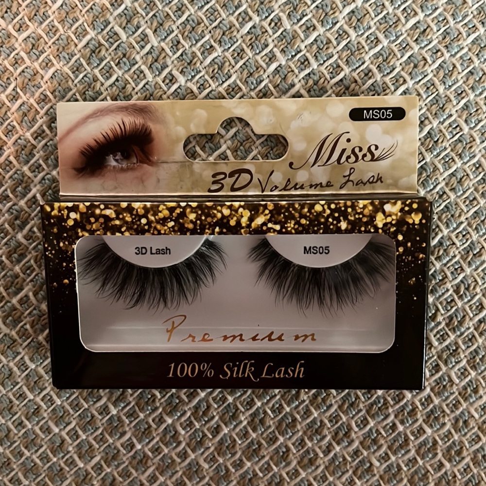 Miss 3D Volume Lash